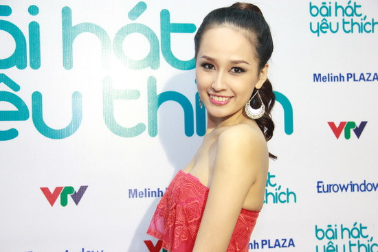 Mai Phương Thúy ngày càng đẹp mặn mà. Mai Phương Thúy ngày càng đẹp mặn mà.