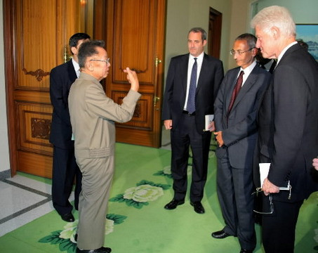 Chủ tịch Triều Tiên Kim Jong Il lúc sinh thời Chủ tịch Triều Tiên Kim Jong Il lúc sinh thời