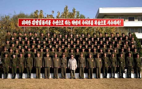 Chủ tịch Triều Tiên Kim Jong Il lúc sinh thời Chủ tịch Triều Tiên Kim Jong Il lúc sinh thời