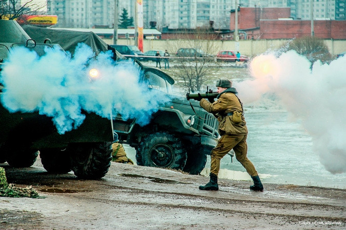 Bắn hỏa lực chống trả lực lượng phục kích