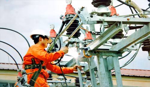 Ngành điện đang là con nợ lớn của ngành ngân hàng