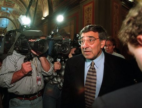 Cựu giám đốc CIA Leon Panetta Cựu giám đốc CIA Leon Panetta