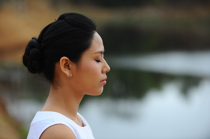 Với Loan, “Đắc Nhân Tâm, bí quyết thành công” là quyển sách vượt ra khỏi những khái niệm kiến thức ở trường học hay từ những quyểnVới Loan, “Đắc Nhân Tâm, bí quyết thành công” là quyển sách vượt ra khỏi những khái niệm kiến thức ở trường học truyện mà Loan vẫn đọc. Với Loan, “Đắc Nhân Tâm, bí quyết thành công” là quyển sách vượt ra khỏi những khái niệm kiến thức ở trường học hay từ những quyểnVới Loan, “Đắc Nhân Tâm, bí quyết thành công” là quyển sách vượt ra khỏi những khái niệm kiến thức ở trường học truyện mà Loan vẫn đọc.