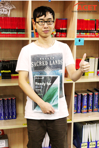 Tường Lân tại ACET.