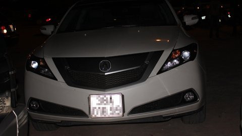 Xe hạng sang Acura ZDX mang biển kiểm soát Hà Tĩnh