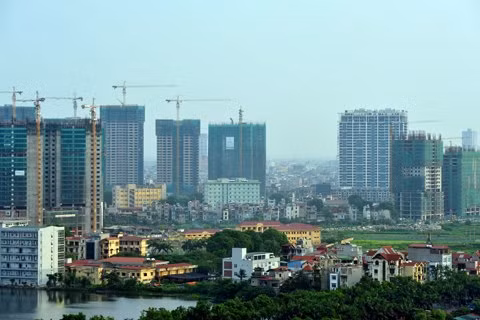 Nhiều căn hộ cao cấp tiếp tục giảm giá vài trăm đôla so với cuối năm ngoái. Ảnh: Hoàng Hà