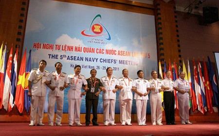 Hình ảnh Tư lệnh Hải quân các nước ASEAN tham dự hội nghị Hình ảnh Tư lệnh Hải quân các nước ASEAN tham dự hội nghị