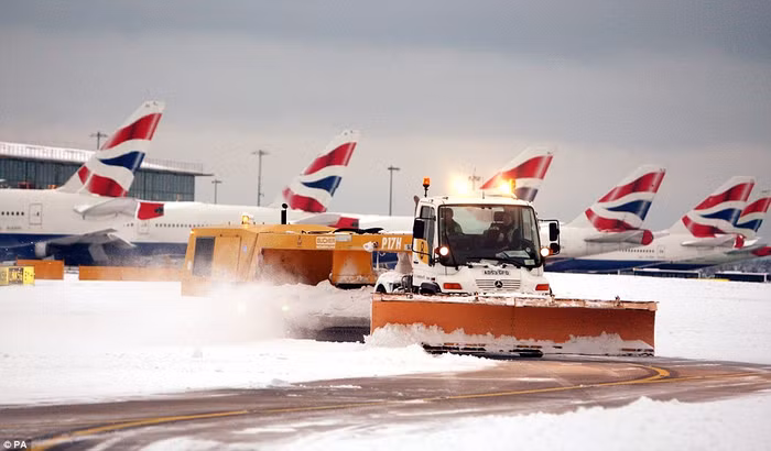So sánh với đợt tuyết lạnh năm 2010 tại sân bay Heathrow