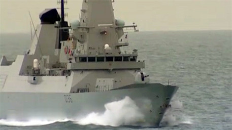 Tàu chiến của Anh ở Eo biển Manche Tàu chiến của Anh ở Eo biển Manche