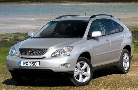 Lexus RX350 là một trong những mẫu crossover hạng sang được giới doanh nhân Việt Nam rất ưa chuộng