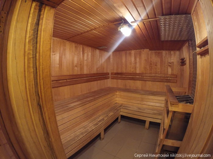 Phòng xông hơi kiểu Nga (sauna)