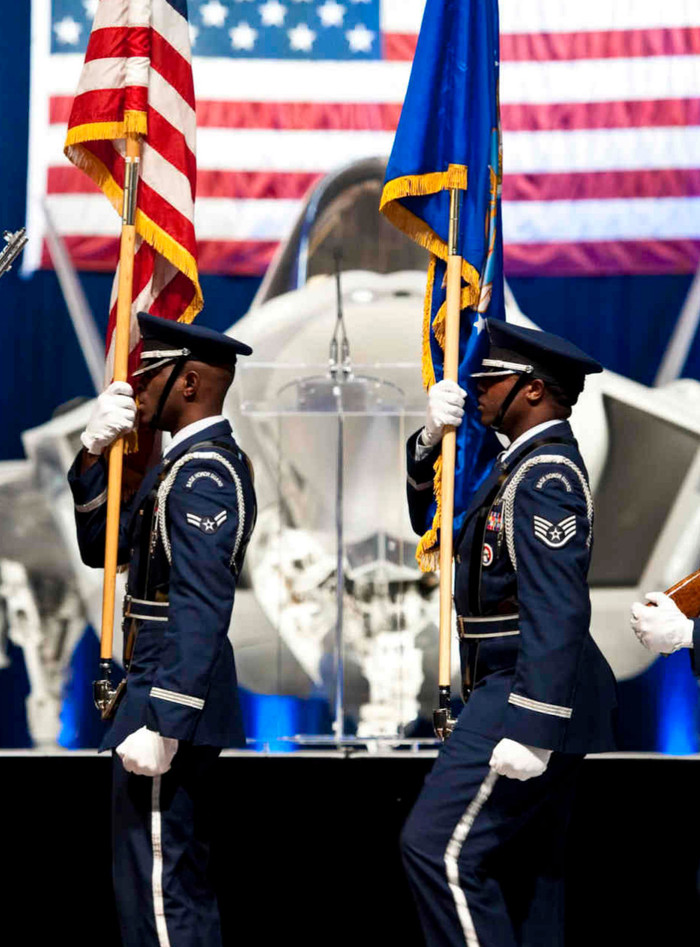 F-35 là máy bay chiến đấu thế hệ mới nhất của Mỹ F-35 là máy bay chiến đấu thế hệ mới nhất của Mỹ