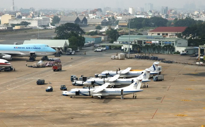 Trang bị hiện đại của Không quân Việt Nam để phục vụ nhiệm vụ bảo vệ tổ quốc, phát triển kinh tế và hỗ trợ nhân dân vùng gặp thiên tai. Trang bị hiện đại của Không quân Việt Nam để phục vụ nhiệm vụ bảo vệ tổ quốc, phát triển kinh tế và hỗ trợ nhân dân vùng gặp thiên tai.