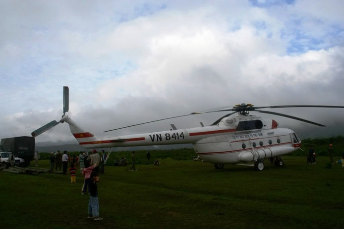 Trang bị hiện đại của Không quân Việt Nam để phục vụ nhiệm vụ bảo vệ tổ quốc, phát triển kinh tế và hỗ trợ nhân dân vùng gặp thiên tai. Trang bị hiện đại của Không quân Việt Nam để phục vụ nhiệm vụ bảo vệ tổ quốc, phát triển kinh tế và hỗ trợ nhân dân vùng gặp thiên tai.