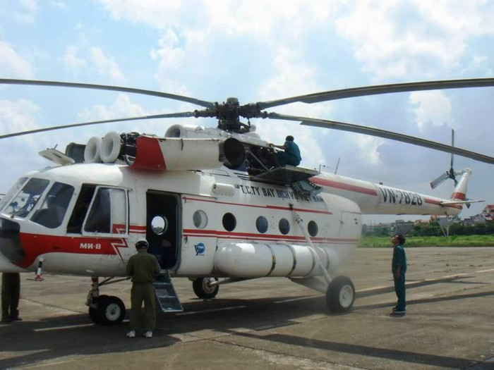 Trang bị hiện đại của Không quân Việt Nam để phục vụ nhiệm vụ bảo vệ tổ quốc, phát triển kinh tế và hỗ trợ nhân dân vùng gặp thiên tai. Trang bị hiện đại của Không quân Việt Nam để phục vụ nhiệm vụ bảo vệ tổ quốc, phát triển kinh tế và hỗ trợ nhân dân vùng gặp thiên tai.