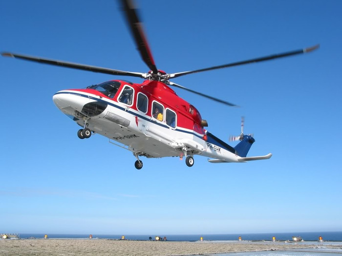 Trang bị hiện đại của Không quân Việt Nam để phục vụ nhiệm vụ bảo vệ tổ quốc, phát triển kinh tế và hỗ trợ nhân dân vùng gặp thiên tai. Trang bị hiện đại của Không quân Việt Nam để phục vụ nhiệm vụ bảo vệ tổ quốc, phát triển kinh tế và hỗ trợ nhân dân vùng gặp thiên tai.