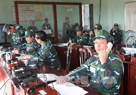 Giám sát, theo dõi cuộc diễn tập từ Đài Chỉ huy.