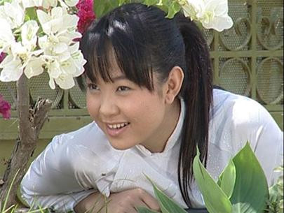 Khởi nghiệp ca hát, Minh Hằng từng tham gia nhóm Pha Lê nhưng chưa thật sự được chú ý, tên tuổi Minh Hằng chỉ thật sự nổi lên từ sau thành công của bộ phim truyền hình Gọi giấc mơ về. Trong phim, Minh Hằng đóng vai Phụng, một cô gái rất đôn hậu, sống đơn giản và hồn nhiên. Với vai diễn này, Minh Hằng đoạt được giải "Nữ diễn viên chính được yêu thích trong năm" của HTV Award 2008 với hơn 17.000 lượt tin nhắn bầu chọn. Khởi nghiệp ca hát, Minh Hằng từng tham gia nhóm Pha Lê nhưng chưa thật sự được chú ý, tên tuổi Minh Hằng chỉ thật sự nổi lên từ sau thành công của bộ phim truyền hình Gọi giấc mơ về. Trong phim, Minh Hằng đóng vai Phụng, một cô gái rất đôn hậu, sống đơn giản và hồn nhiên. Với vai diễn này, Minh Hằng đoạt được giải "Nữ diễn viên chính được yêu thích trong năm" của HTV Award 2008 với hơn 17.000 lượt tin nhắn bầu chọn.
