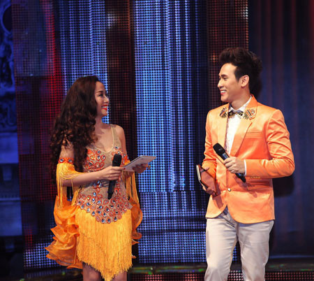 Cả Nguyên Vũ và Thanh Vân đều “mắc lỗi dải lụa”