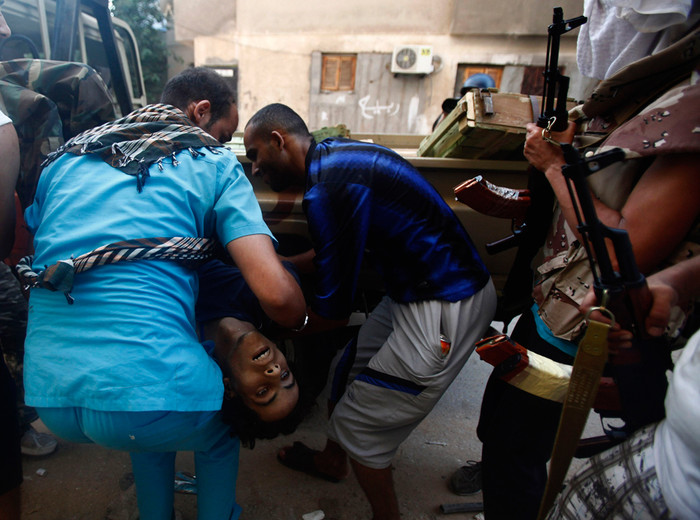 20. Một tay súng của phe nổi dậy đã thiệt mạng trong khi giao tranh 20. Một tay súng của phe nổi dậy đã thiệt mạng trong khi giao tranh