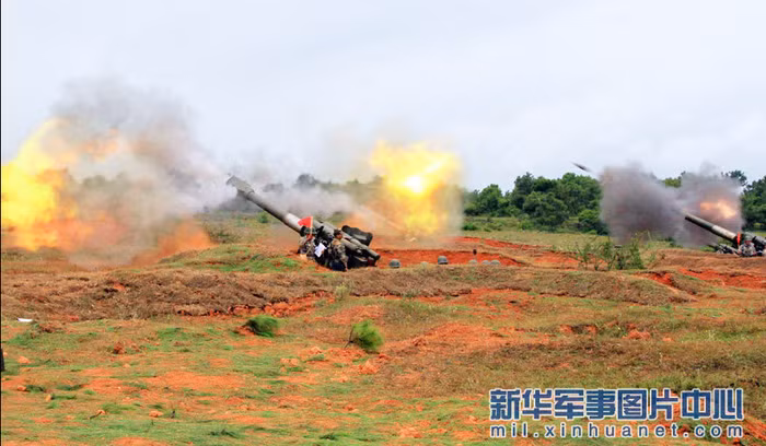 Lữ đoàn pháo ở tây nam Trung Quốc tập trận bắn đạn thật ảnh 6 Lữ đoàn pháo ở tây nam Trung Quốc tập trận bắn đạn thật ảnh 6