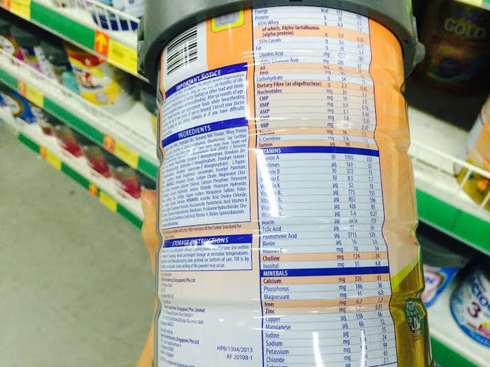 Nhiều mẹ Việt phản ánh, đọc thành phần trên bao bì nhãn sữa, họ không biết đâu là đường tự nhiên, đâu là đường bổ sung vào. Nhiều mẹ Việt phản ánh, đọc thành phần trên bao bì nhãn sữa, họ không biết đâu là đường tự nhiên, đâu là đường bổ sung vào.