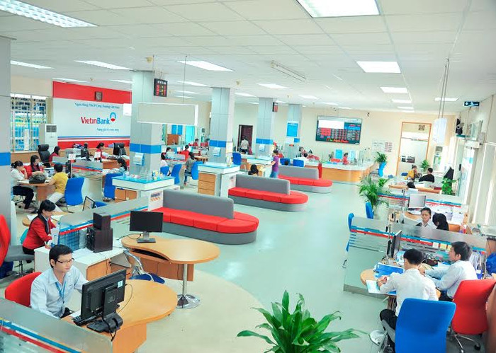 VietinBank tiếp tục khẳng định bước đi vững chắc với vai trò chủ lực, chủ đạo trong hệ thống ngân hàng Việt Nam. VietinBank tiếp tục khẳng định bước đi vững chắc với vai trò chủ lực, chủ đạo trong hệ thống ngân hàng Việt Nam.