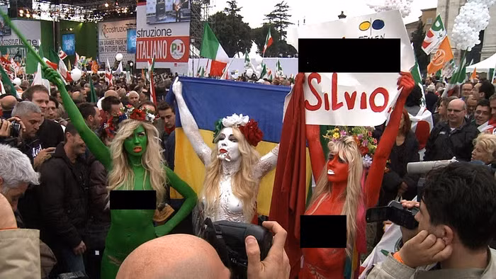 Hoạt động của phong trào FEMEN ở Rome, Italy.