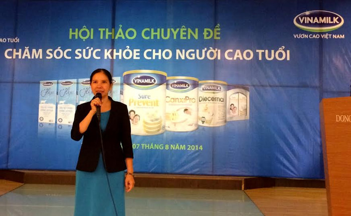 BS Chuyên khoa I Nguyễn Thị Ánh Vân - Phó Phòng Trung tâm Dinh dưỡng TP.Hồ Chí Minh chia sẻ thông tin “Dinh dưỡng hợp lý cho người cao tuổi”. BS Chuyên khoa I Nguyễn Thị Ánh Vân - Phó Phòng Trung tâm Dinh dưỡng TP.Hồ Chí Minh chia sẻ thông tin “Dinh dưỡng hợp lý cho người cao tuổi”.