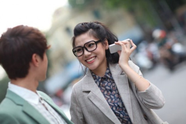 Nhờ có sự hợp tác với các Tập đoàn lớn như Vodafone, VinaPhone đã thực hiện nhiều đợt giảm cước roaming... góp phần mang lại sự tiện lợi và tiết kiệm chi phí tối đa cho khách hàng. Nhờ có sự hợp tác với các Tập đoàn lớn như Vodafone, VinaPhone đã thực hiện nhiều đợt giảm cước roaming... góp phần mang lại sự tiện lợi và tiết kiệm chi phí tối đa cho khách hàng.