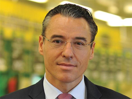 Ông Philippe Bacac, Tổng giám đốc Công ty Metro Cash & Carry Việt Nam. Ông Philippe Bacac, Tổng giám đốc Công ty Metro Cash & Carry Việt Nam.