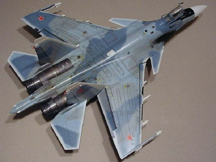 Mô hình máy bay Su-35 Mô hình máy bay Su-35