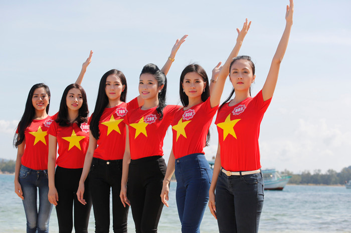 Hướng về biển đảo quê hương, khẳng định chủ quyền và thể hiện tinh thần yêu nước của người Việt Nam là thông điệp mà các thí sinh muốn gửi đến bạn bè thế giới.