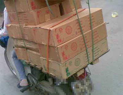 Khó khăn đã khiến nhiều DN phải trả lương cho nhân viên bằng...bánh (Ảnh minh họa). Khó khăn đã khiến nhiều DN phải trả lương cho nhân viên bằng...bánh (Ảnh minh họa).