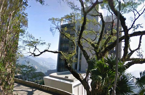 Giá thuê một căn hộ tại khu nhà ở số 29 trên phố này là 20.000 USD một tháng. Giá thuê một căn hộ tại khu nhà ở số 29 trên phố này là 20.000 USD một tháng.