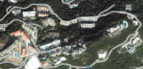 Nằm trên ngọn đồi tuyệt đẹp Victorya Peak của Hong Kong, Severn Road có khoảng 60 hộ dân sinh sống Nằm trên ngọn đồi tuyệt đẹp Victorya Peak của Hong Kong, Severn Road có khoảng 60 hộ dân sinh sống