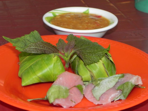 Nem Ninh Hòa là đặc sản của tỉnh Khánh Hòa rất phổ biến ở vùng này. Nhiều người phải nếm thử nem nướng khi đặt chân đến Ninh Hòa hay Nha Trang. Nem Ninh Hòa là đặc sản của tỉnh Khánh Hòa rất phổ biến ở vùng này. Nhiều người phải nếm thử nem nướng khi đặt chân đến Ninh Hòa hay Nha Trang.