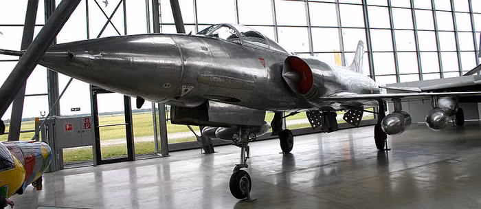 HAL HF-24 Marut (Ấn Độ)