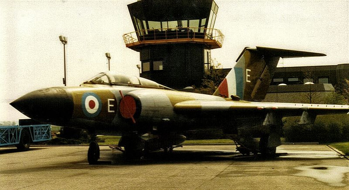 Gloster Javelin (Anh) Gloster Javelin (Anh)