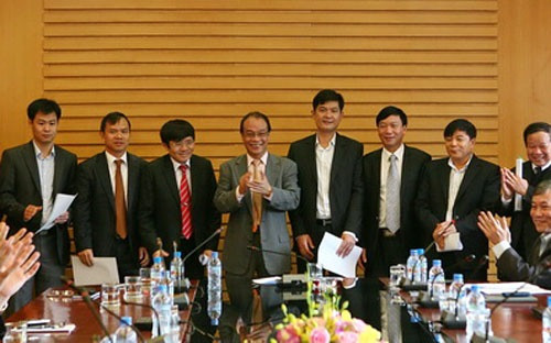 Ban lãnh đạo PG Tanker trong ngày ra mắt hôm 16/2. Ban lãnh đạo PG Tanker trong ngày ra mắt hôm 16/2.