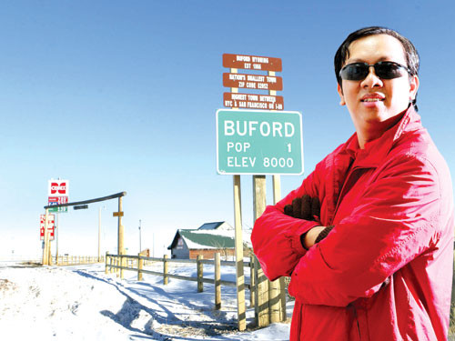 Thị trưởng thị trấn Buford Phạm Đình Nguyên tại Mỹ. Ảnh do nhân vật cung cấp.