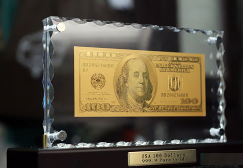 Đồng 2 USD được coi là đồng tiền may mắn, được chuộng nhất trong dịp Tết.