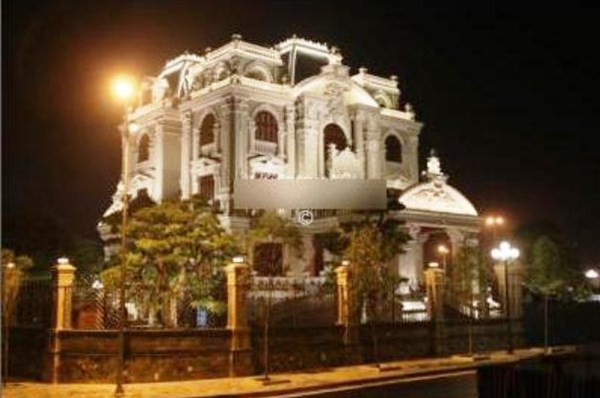 Lâu đài của một đại gia ở Hải Phòng.