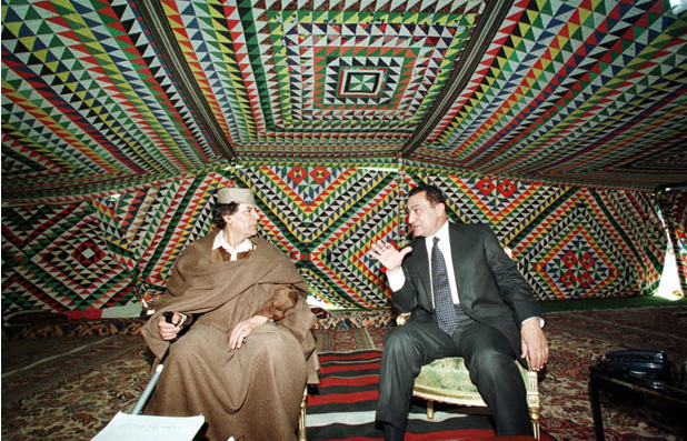 Ông từng nói rằng khi ông lên năm ông có một người anh bị một binh sĩ Israel giết hại. Tuy nhiên, tuyên bố này bị nghi ngờ bởi IDF mãi tới ngày 26 tháng 5 năm 1948 mới được thành lập, khi Gaddafi sáu tuổi. Ông từng nói rằng khi ông lên năm ông có một người anh bị một binh sĩ Israel giết hại. Tuy nhiên, tuyên bố này bị nghi ngờ bởi IDF mãi tới ngày 26 tháng 5 năm 1948 mới được thành lập, khi Gaddafi sáu tuổi.