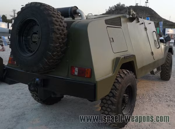 Trọng tải: 1.200 KG Trọng tải: 1.200 KG