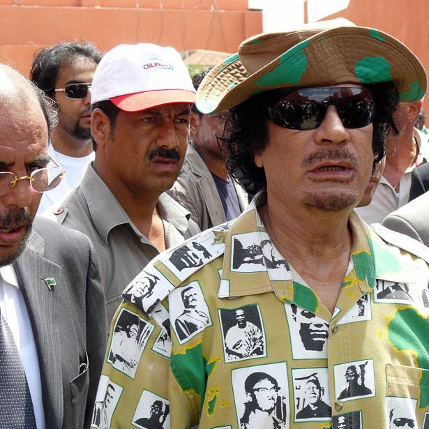 Gaddafi đề nghị thành lập một Tổ chức Hiệp ước Nam Đại Tây Dương đối đầu với NATO, nói: "Các cường quốc thế giới muốn tiếp tục giữ quyền lực của họ. Bây giờ chúng ta phải chiến đấu để xây dựng quyền lực của riêng chúng ta." Gaddafi đề nghị thành lập một Tổ chức Hiệp ước Nam Đại Tây Dương đối đầu với NATO, nói: "Các cường quốc thế giới muốn tiếp tục giữ quyền lực của họ. Bây giờ chúng ta phải chiến đấu để xây dựng quyền lực của riêng chúng ta."