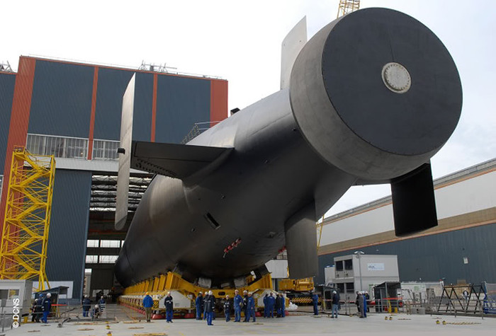 Tàu ngầm NG-SSBN S-619 "Le Terrible" Tàu ngầm NG-SSBN S-619 "Le Terrible"