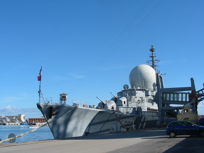 Chiến hạm D-607 "Duquesne"