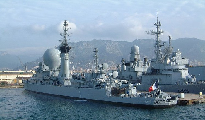 Chiếm hạm D-602 "Suffren"