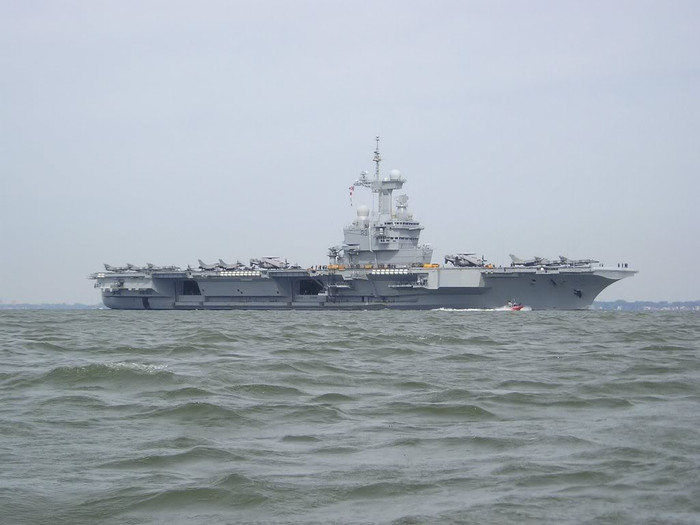 Tàu sân bay R-91 NAC "Charles de Gaulle"